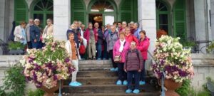 Le groupe des participants … avec leurs petits chaussons bleus 🙂